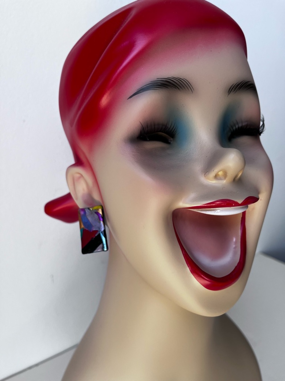 Multicolor Abstract Pierced Earrings - Picture 4 of 8